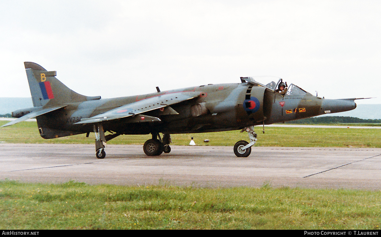 Aircraft Photo of XV738 | Hawker Siddeley Harrier GR3 | UK - Air Force | AirHistory.net #321842