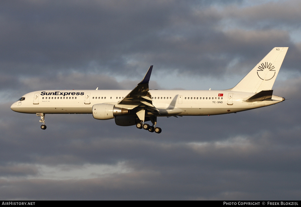 Aircraft Photo of TC-SND | Boeing 757-28A | SunExpress | AirHistory.net #321865