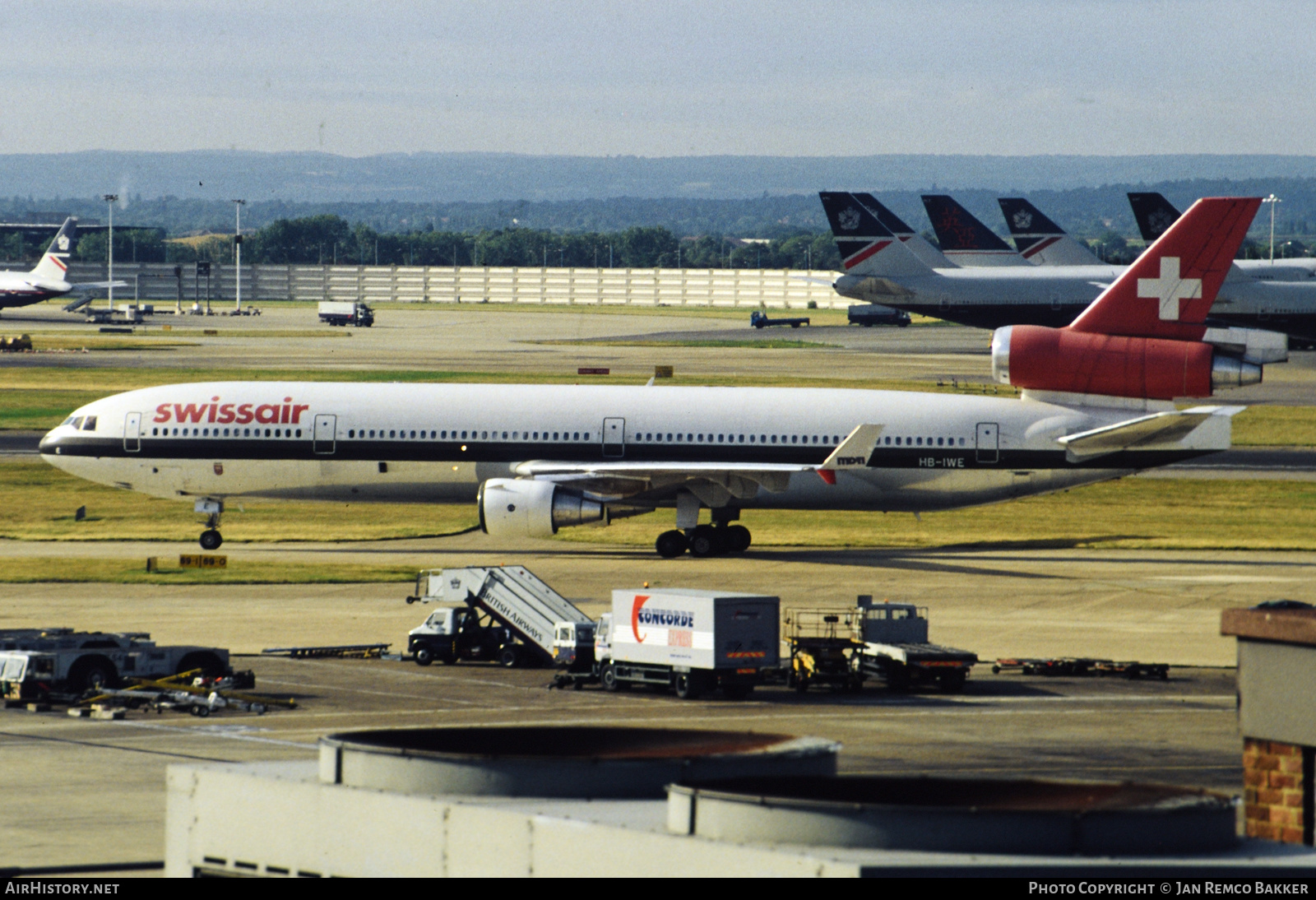 Aircraft Photo of HB-IWE | McDonnell Douglas MD-11 | Swissair | AirHistory.net #321873