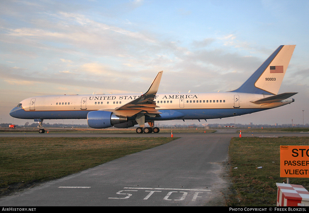 Aircraft Photo of 99-0003 / 90003 | Boeing C-32A (757-200) | USA - Air Force | AirHistory.net #321912