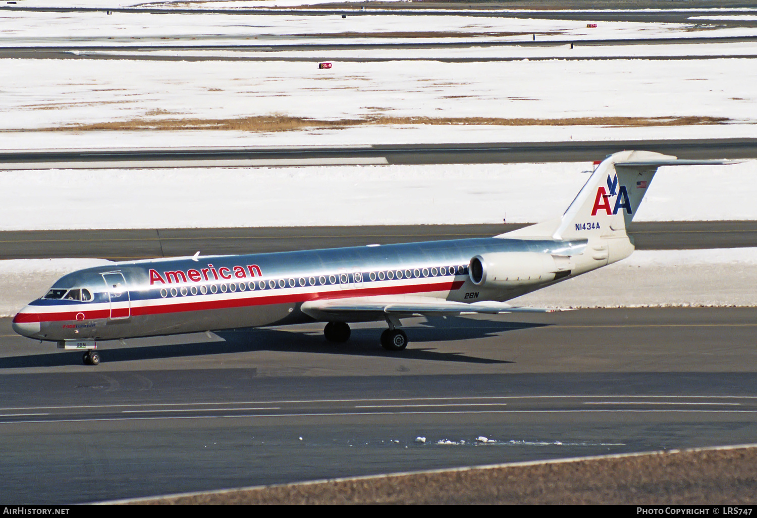 Aircraft Photo of N1434A | Fokker 100 (F28-0100) | American Airlines | AirHistory.net #321981