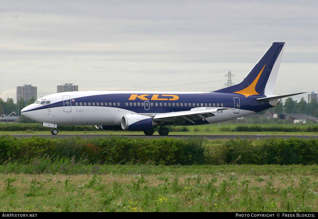 Aircraft Photo of EI-DJK | Boeing 737-382 | KD Avia | AirHistory.net #322052