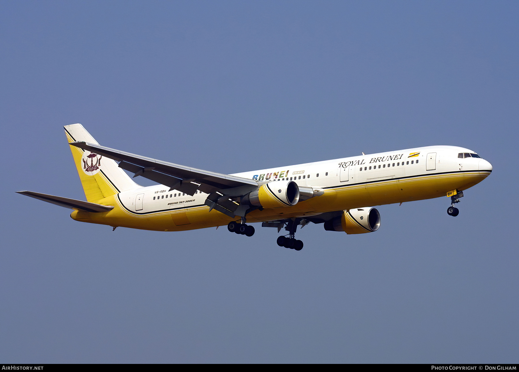 Aircraft Photo of V8-RBH | Boeing 767-33A/ER | Royal Brunei Airlines | AirHistory.net #322118