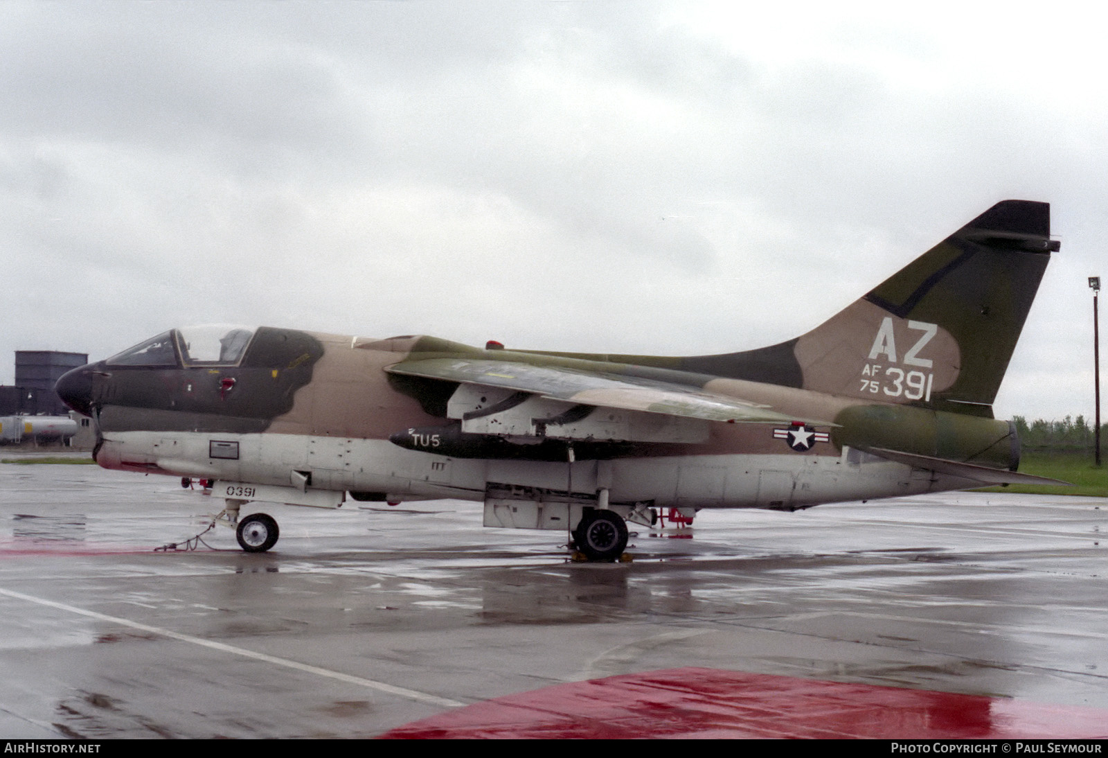 Aircraft Photo of 75-0391 / AF75-391 | Vought A-7D Corsair II | USA - Air Force | AirHistory.net #322188