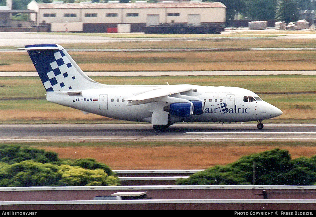 Aircraft Photo of YL-BAN | British Aerospace Avro 146-RJ70 | AirBaltic | AirHistory.net #322248