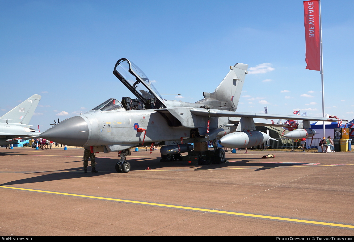 Aircraft Photo of ZA543 | Panavia Tornado GR4 | UK - Air Force | AirHistory.net #322361