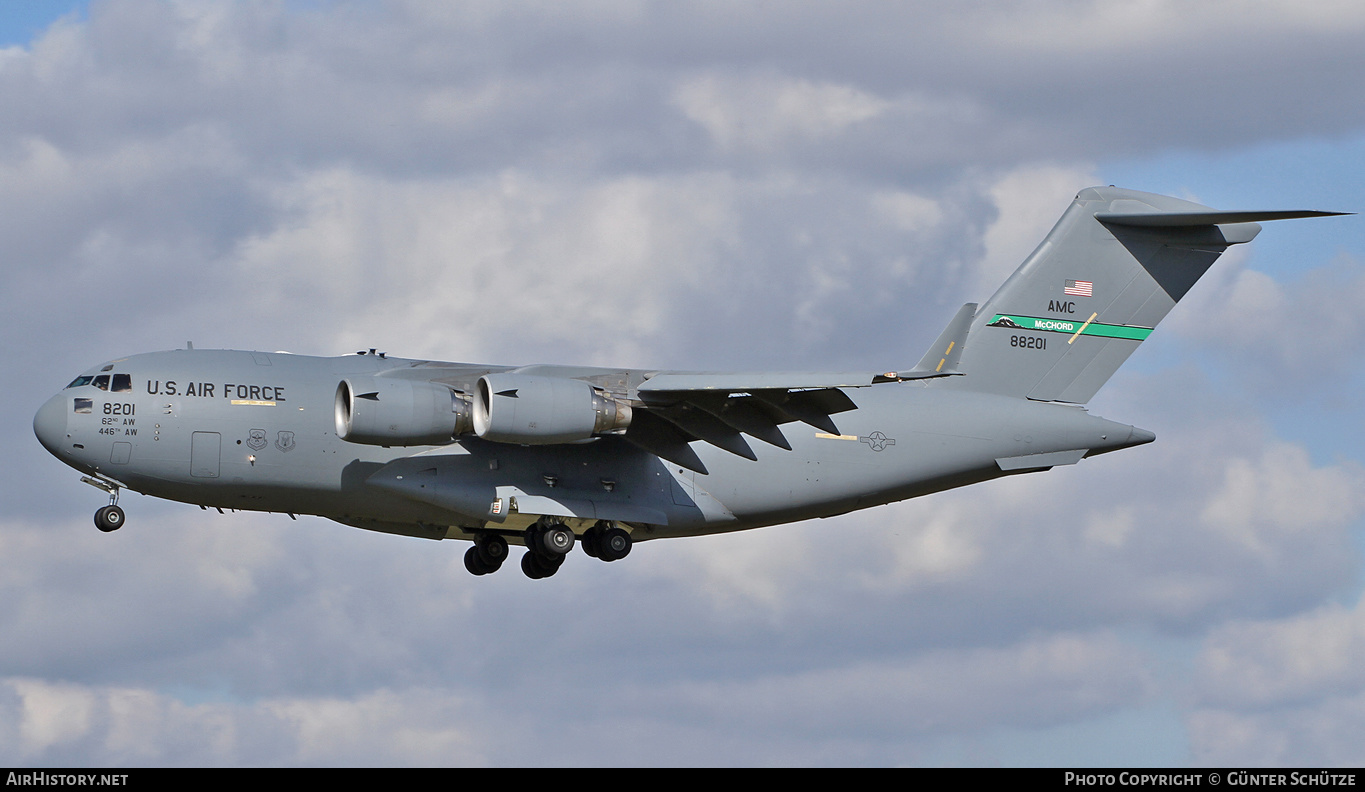 Aircraft Photo of 08-8201 / 88201 | Boeing C-17A Globemaster III | USA - Air Force | AirHistory.net #322370