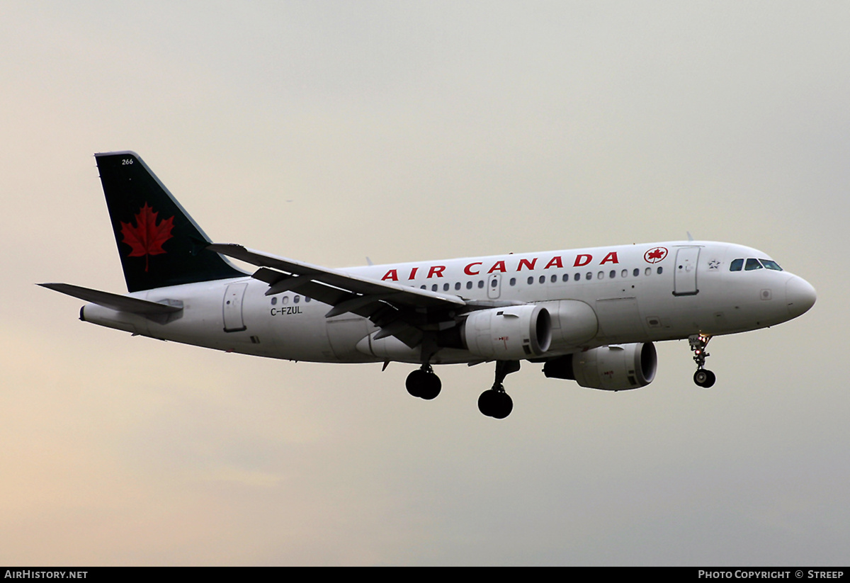 Aircraft Photo of C-FZUL | Airbus A319-114 | Air Canada | AirHistory.net #322388