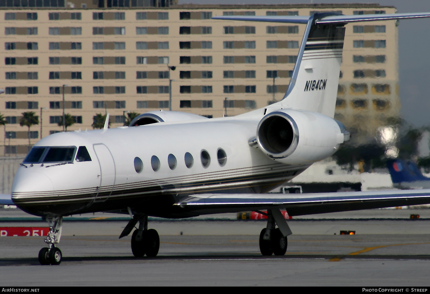 Aircraft Photo of N184CW | Gulfstream Aerospace G-IV Gulfstream IV | AirHistory.net #322396