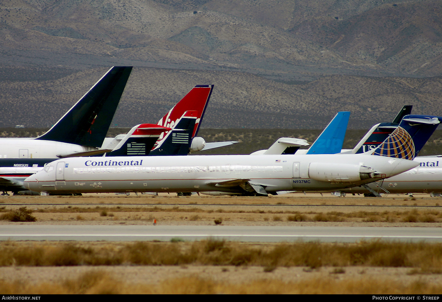 Aircraft Photo of N937MC | McDonnell Douglas MD-82 (DC-9-82) | Continental Airlines | AirHistory.net #322424