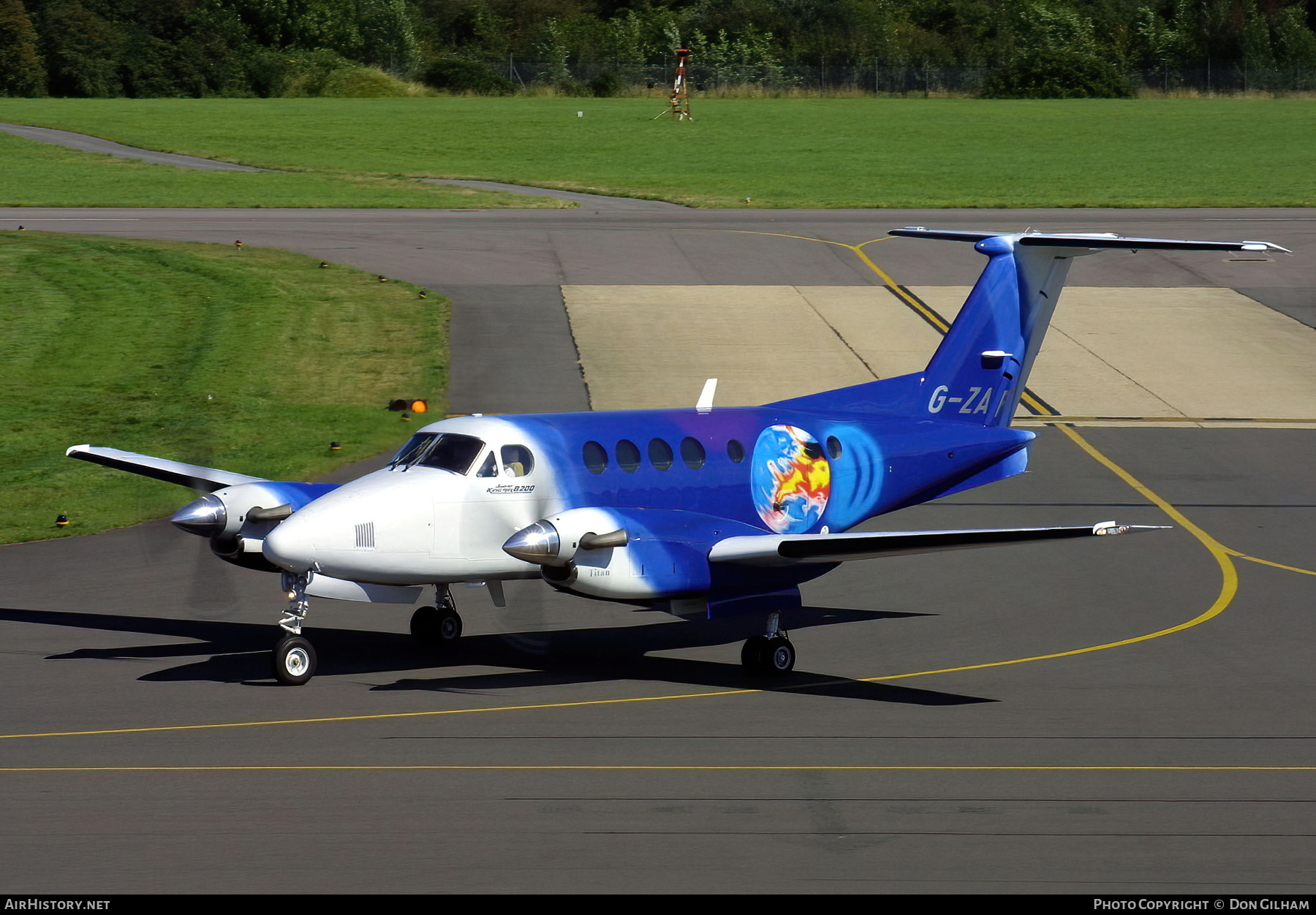 Aircraft Photo of G-ZAPT | Raytheon B200C King Air | Titan Airways | AirHistory.net #322435