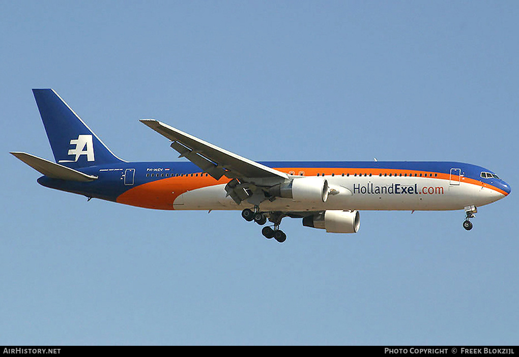 Aircraft Photo of PH-MCV | Boeing 767-31A/ER | HollandExel | AirHistory.net #322520