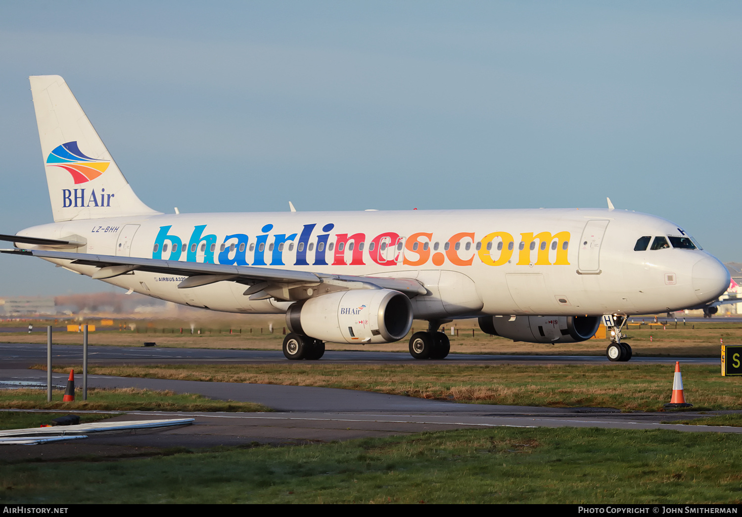 Aircraft Photo of LZ-BHH | Airbus A320-232 | Balkan Holidays Air - BH Air | AirHistory.net #322547