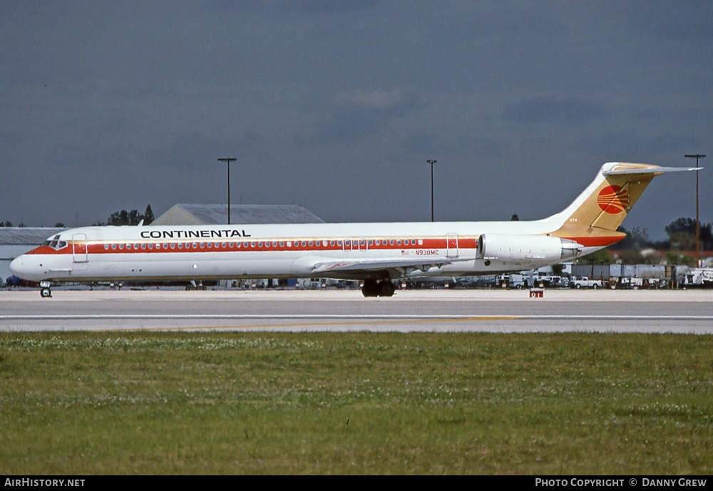 Aircraft Photo of N930MC | McDonnell Douglas MD-82 (DC-9-82) | Continental Airlines | AirHistory.net #322557