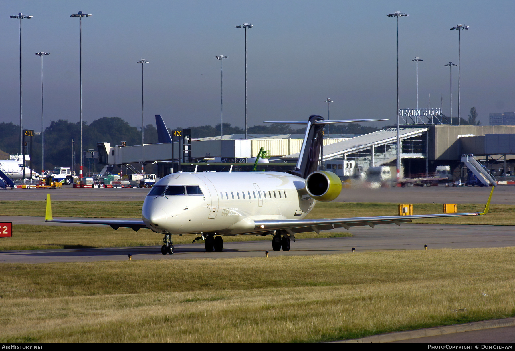 Aircraft Photo of G-DUOG | Bombardier CRJ-200LR (CL-600-2B19) | Duo Airways | AirHistory.net #322580