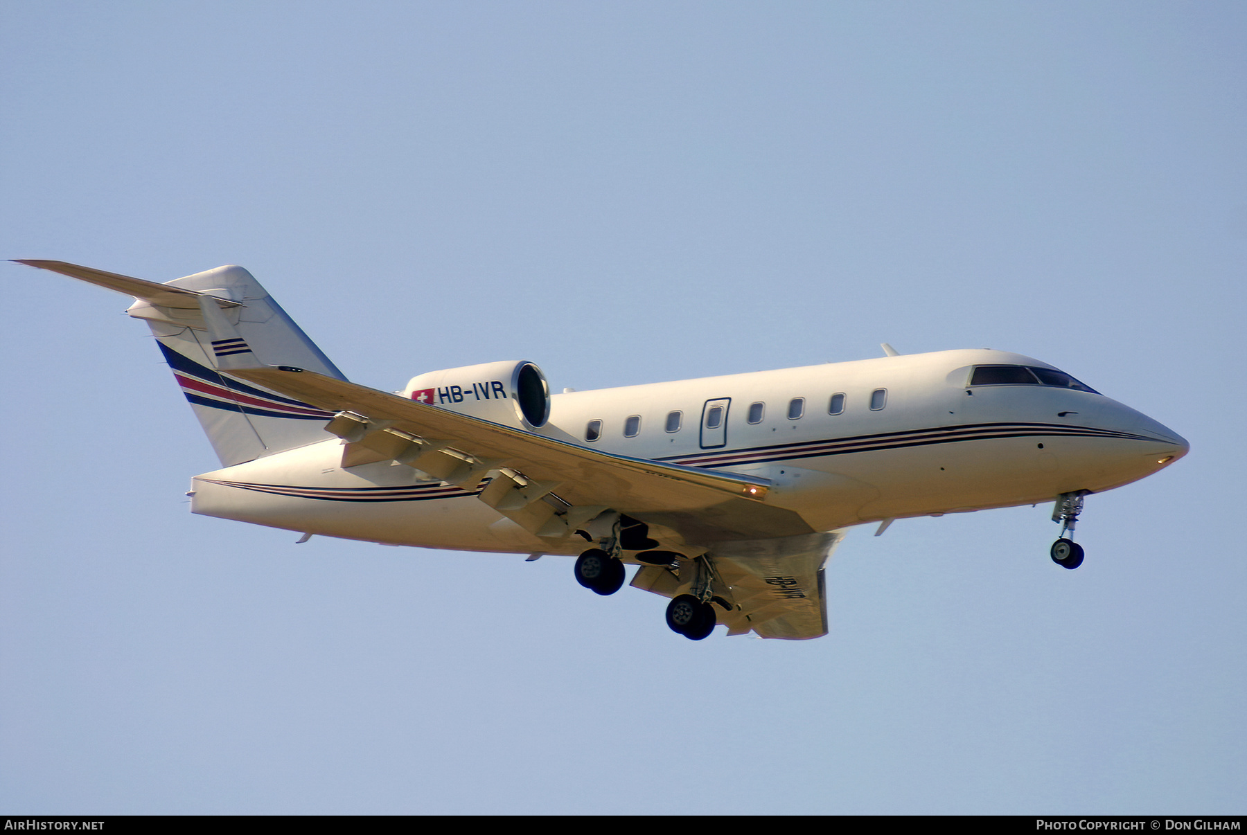 Aircraft Photo of HB-IVR | Bombardier Challenger 604 (CL-600-2B16) | AirHistory.net #322583