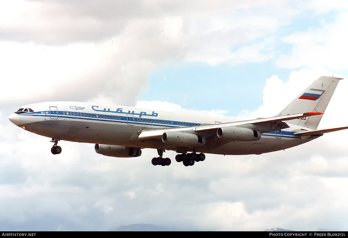 Aircraft Photo of RA-86120 | Ilyushin Il-86 | Sibir - Siberia Airlines | AirHistory.net #322636