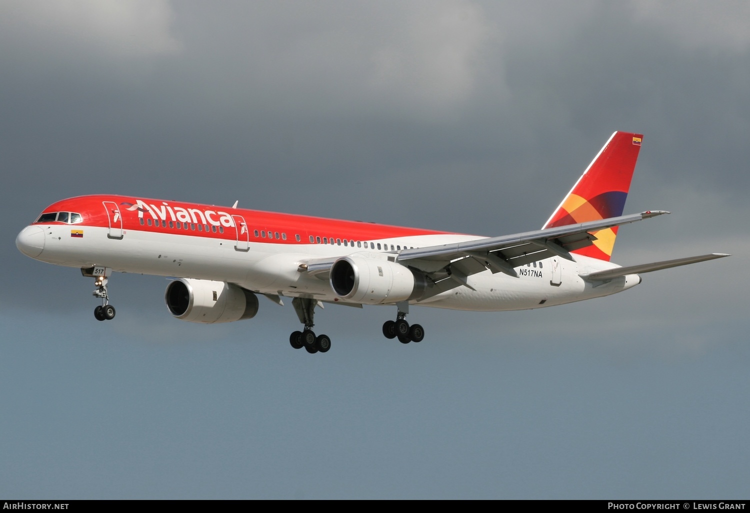 Aircraft Photo of N517NA | Boeing 757-28A | Avianca | AirHistory.net #322704