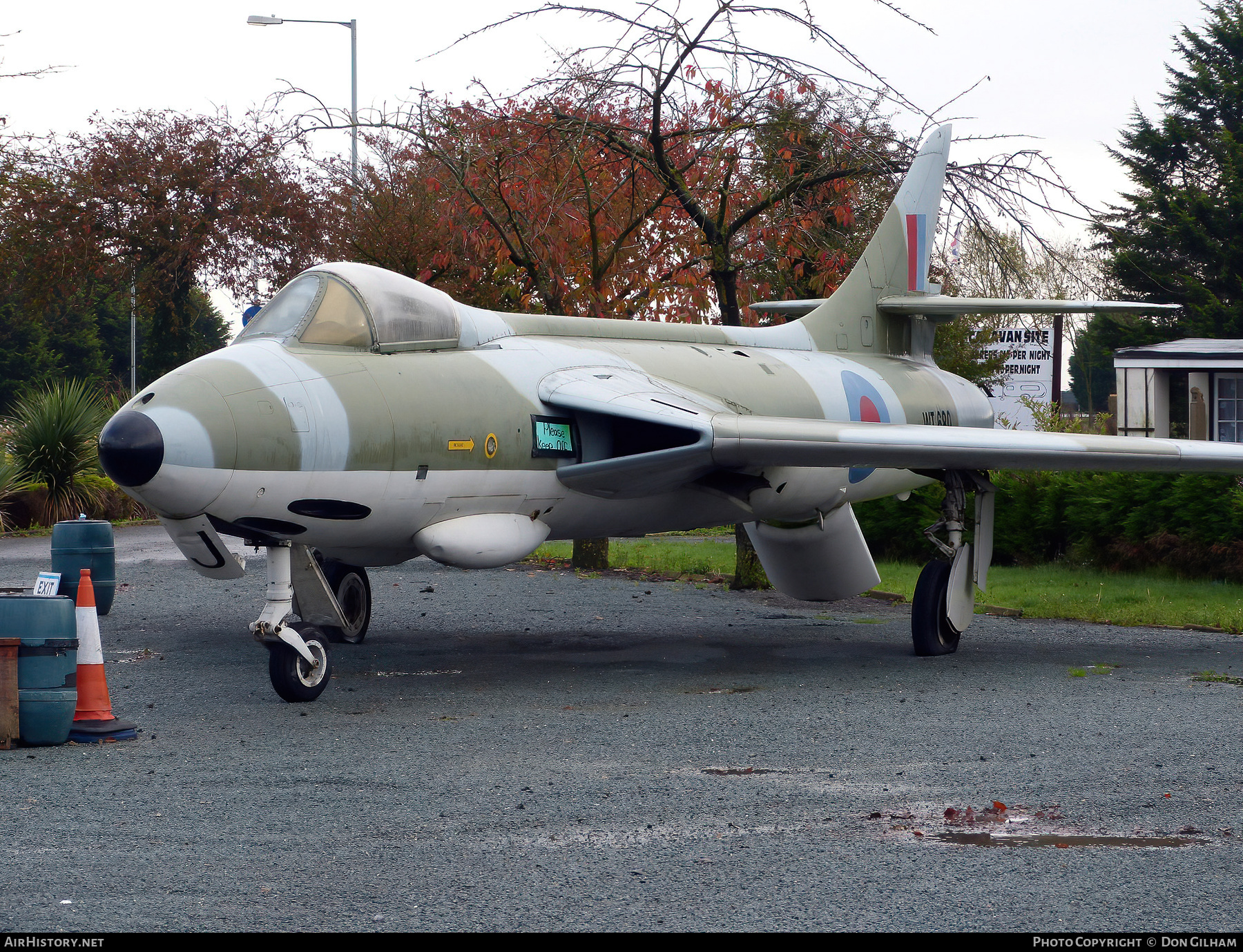 Aircraft Photo of WT680 | Hawker Hunter F1 | UK - Air Force | AirHistory.net #322821