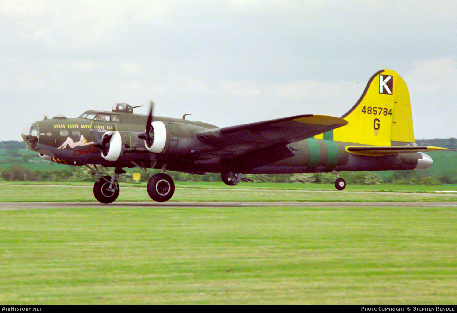 Aircraft Photo of G-BEDF / 485784 | Boeing B-17G Flying Fortress | USA - Air Force | AirHistory.net #322841