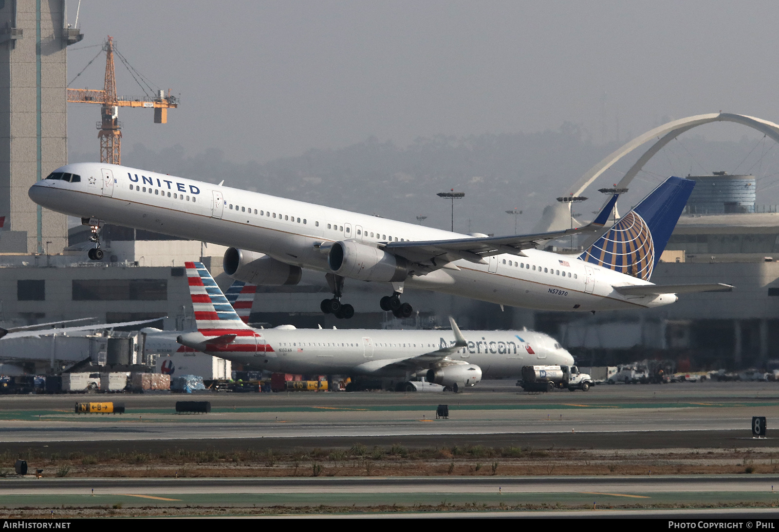 Aircraft Photo of N57870 | Boeing 757-33N | United Airlines | AirHistory.net #322900