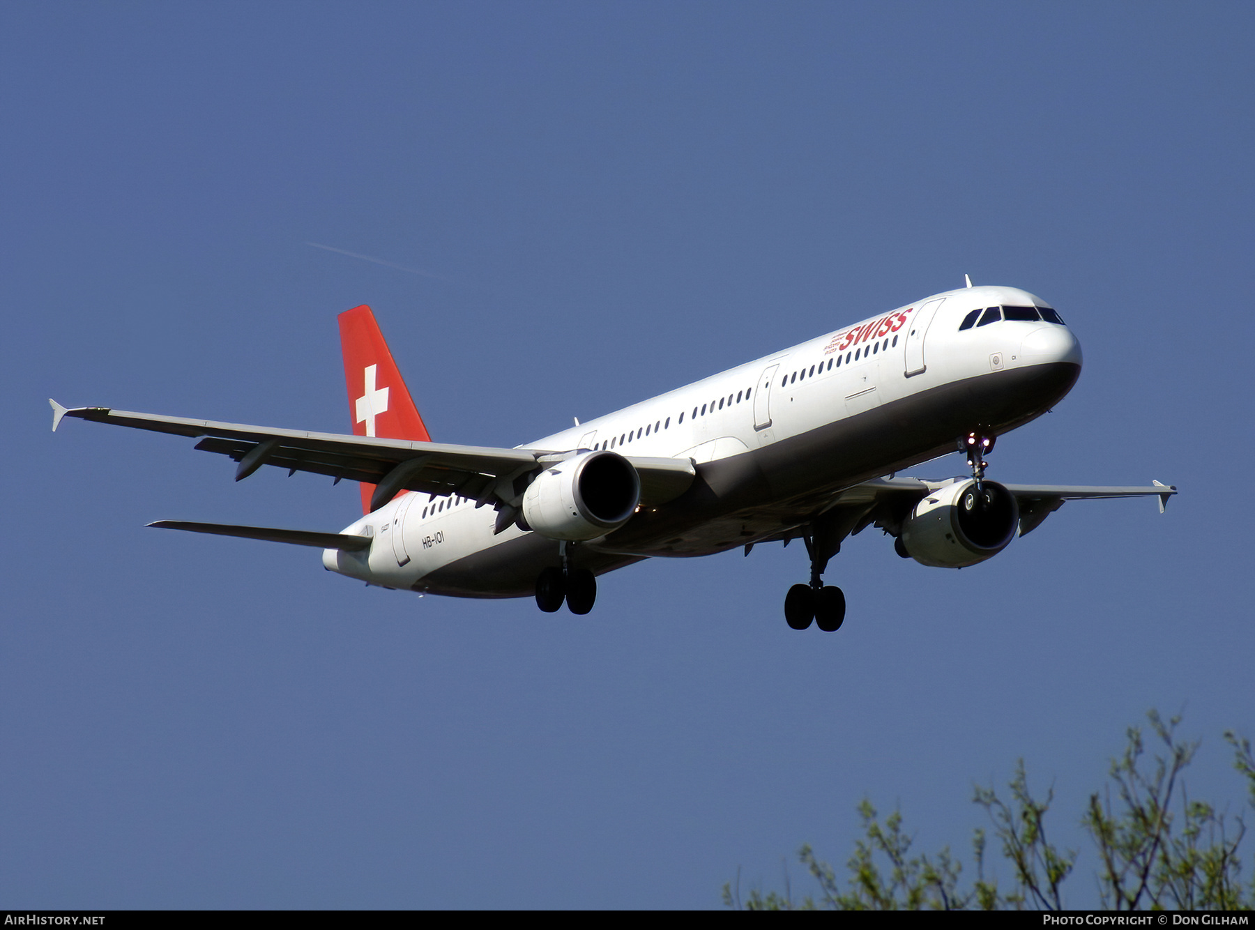 Aircraft Photo of HB-IOI | Airbus A321-111 | Swiss International Air Lines | AirHistory.net #323029