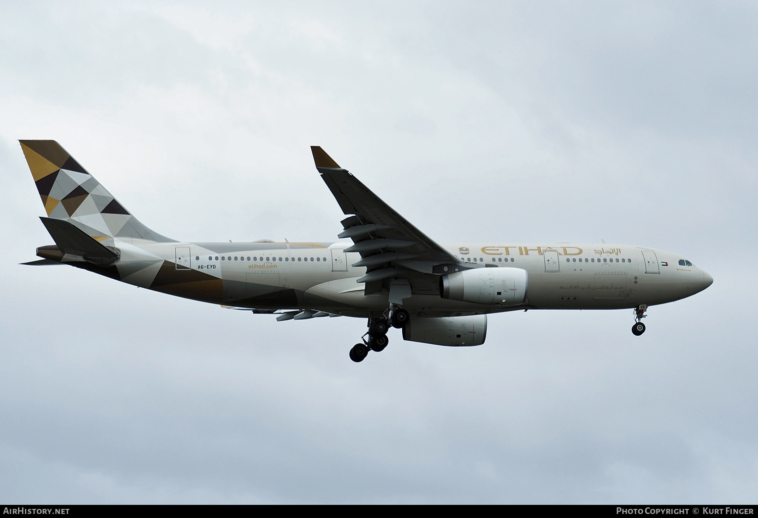 Aircraft Photo of A6-EYD | Airbus A330-243 | Etihad Airways | AirHistory.net #323083