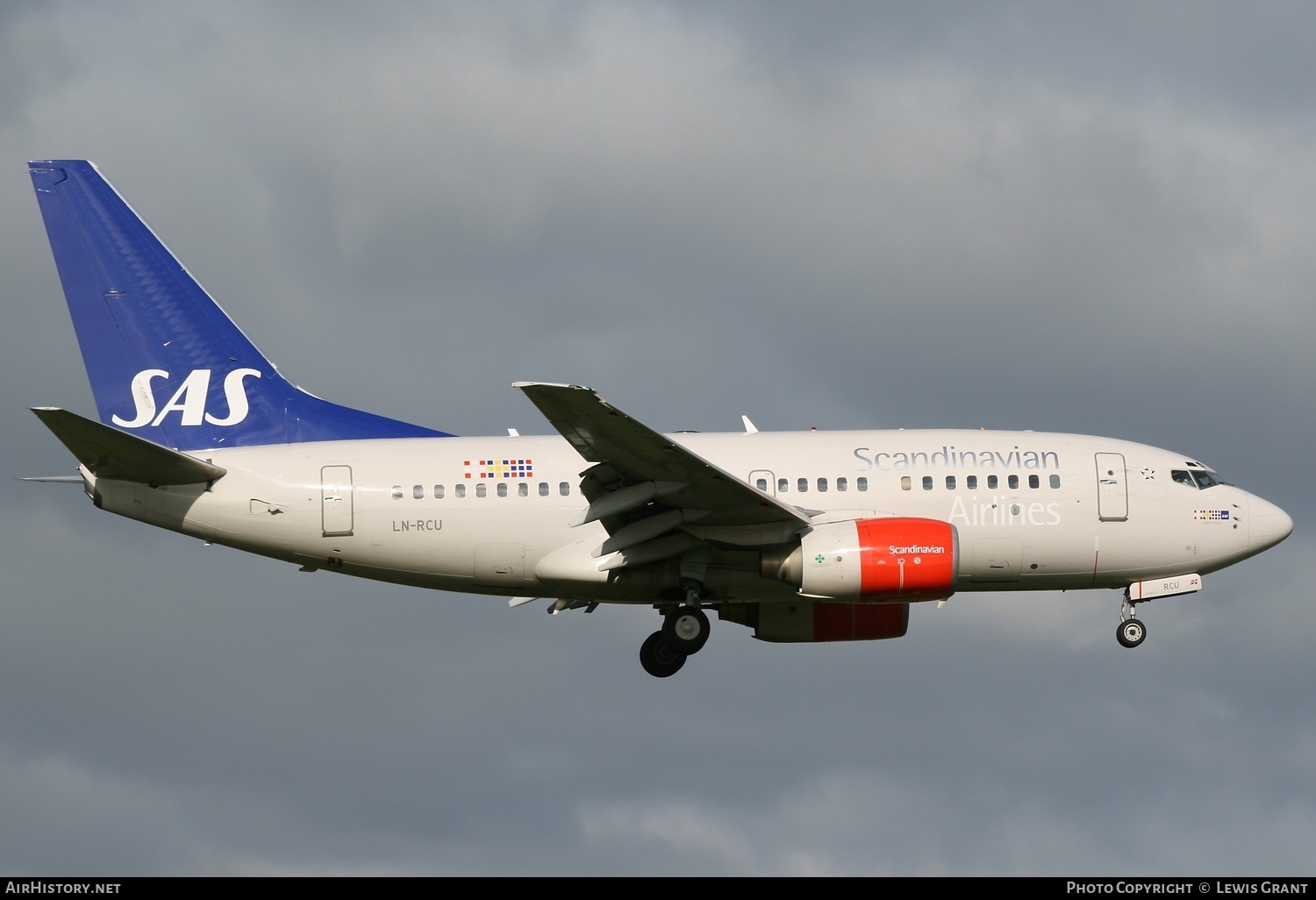 Aircraft Photo of LN-RCU | Boeing 737-683 | Scandinavian Airlines - SAS | AirHistory.net #323105