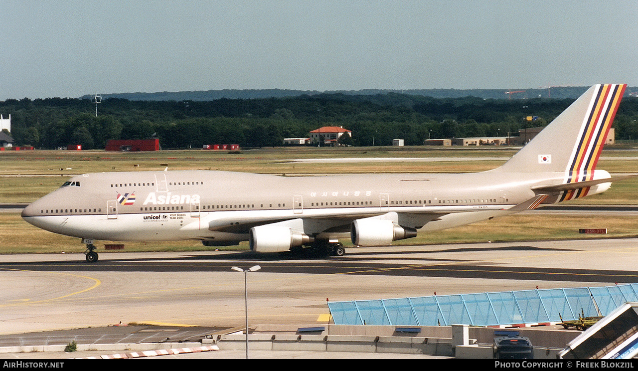 Aircraft Photo of HL7423 | Boeing 747-48EM | Asiana Airlines | AirHistory.net #323139