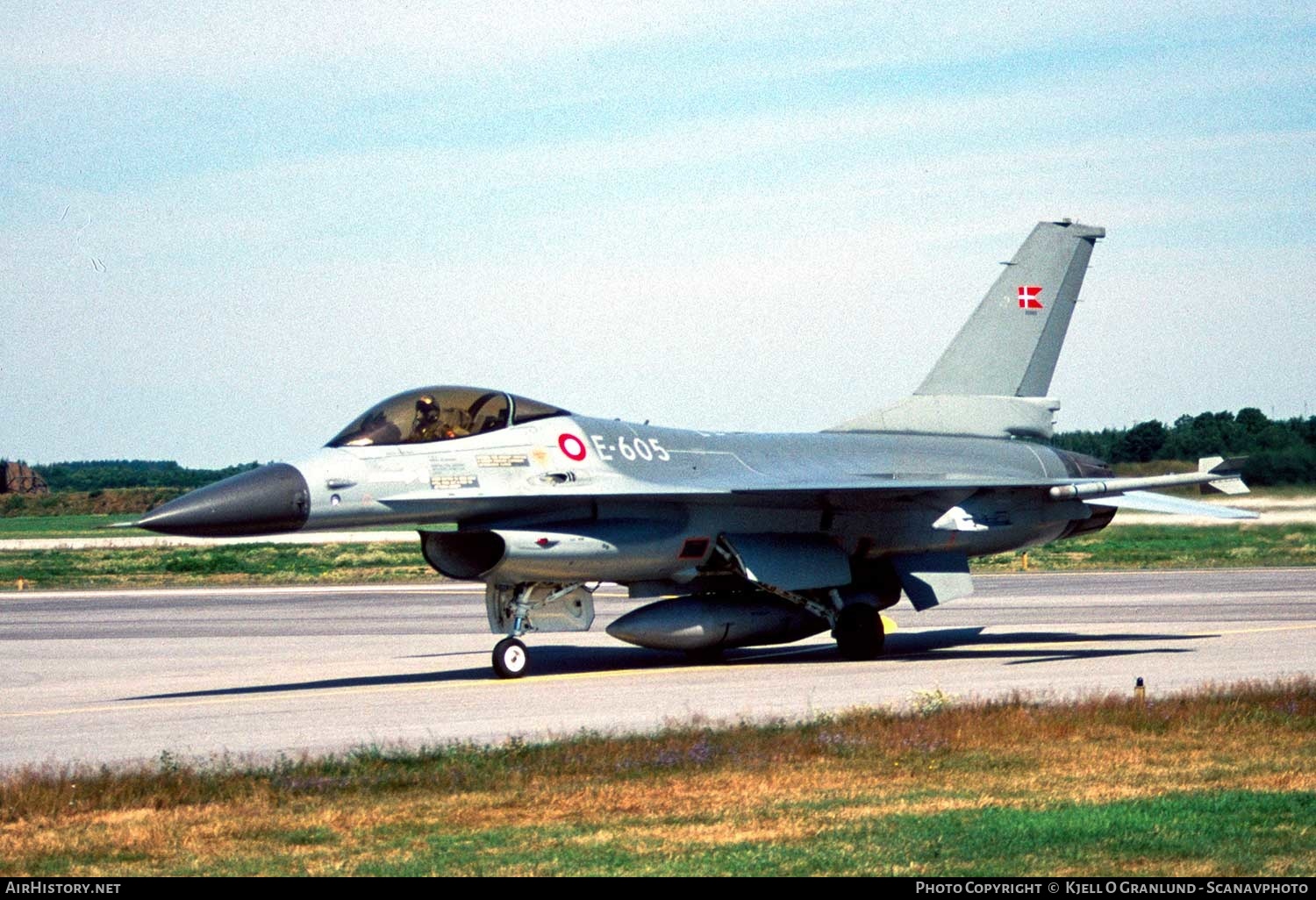 Aircraft Photo of E-605 | General Dynamics F-16A Fighting Falcon | Denmark - Air Force | AirHistory.net #323181