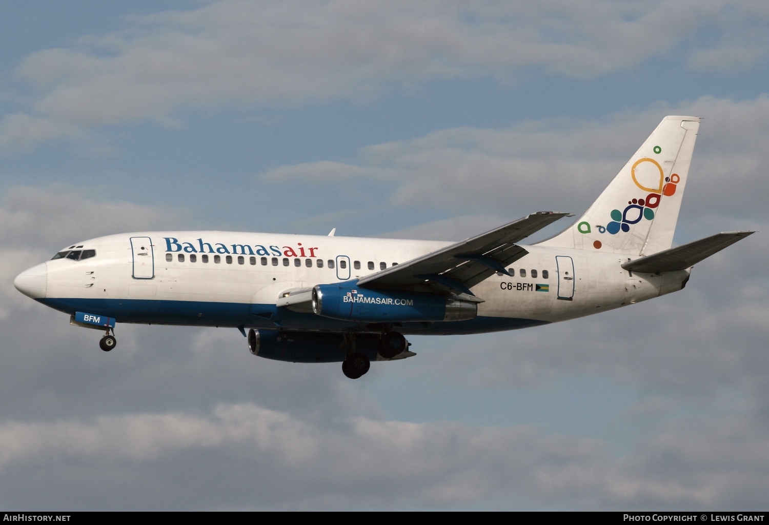 Aircraft Photo of C6-BFM | Boeing 737-2K5/Adv | Bahamasair | AirHistory.net #323354