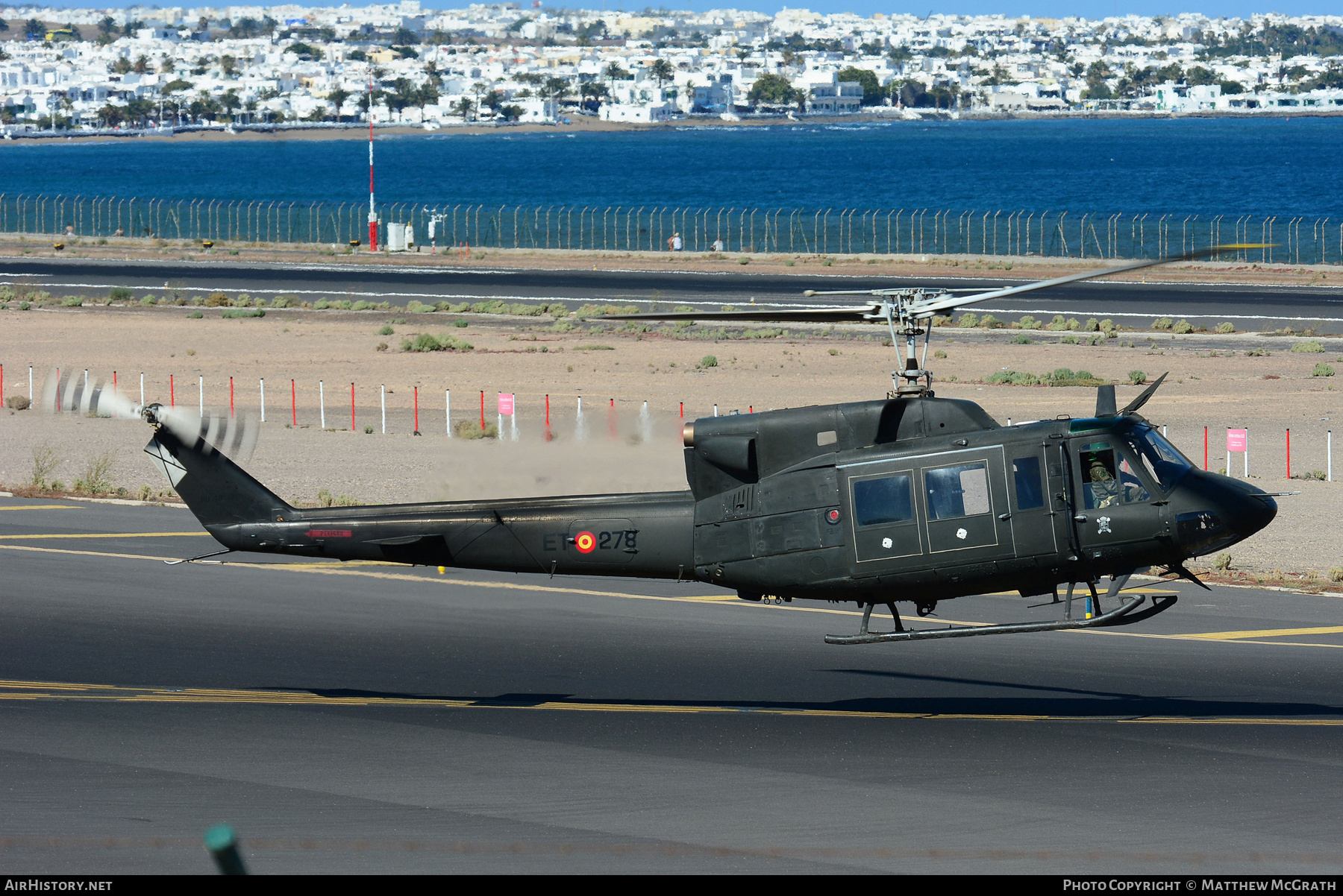 Aircraft Photo of HU.18-17 | Agusta AB-212M | Spain - Army | AirHistory.net #323396