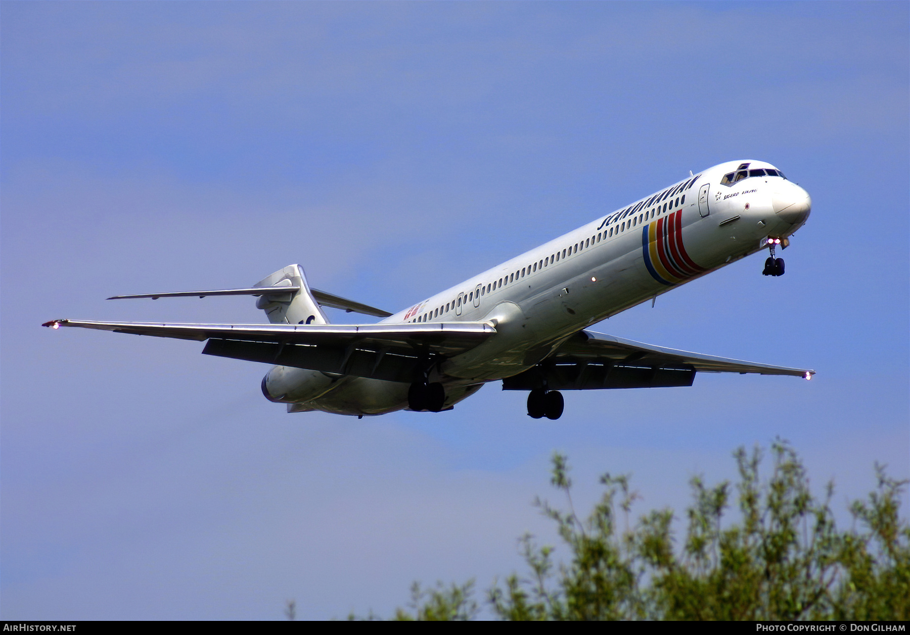 Aircraft Photo of LN-ROA | McDonnell Douglas MD-90-30 | Scandinavian Airlines - SAS | AirHistory.net #323448