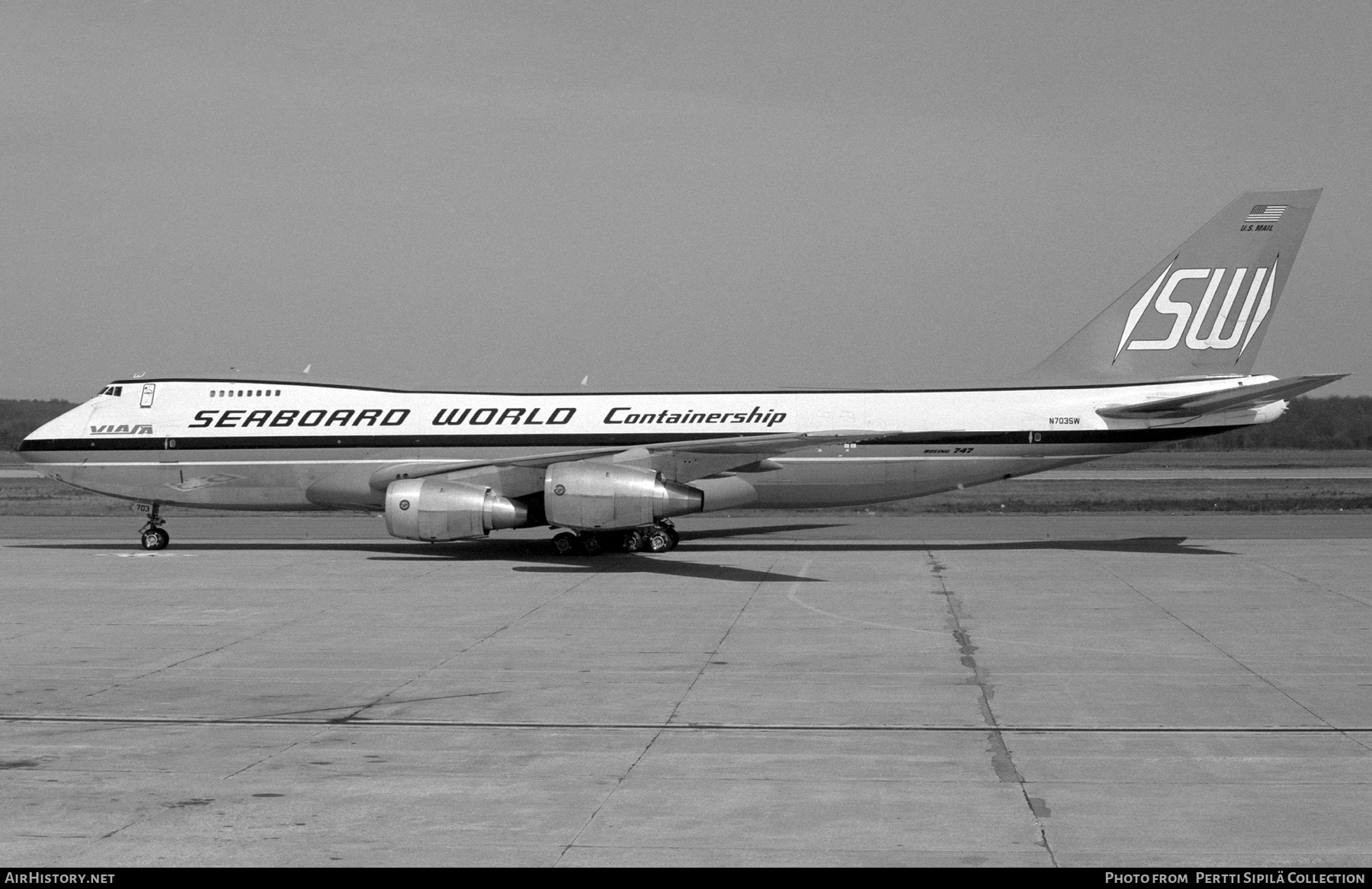 Aircraft Photo of N703SW | Boeing 747-245F/SCD | Seaboard World Airlines | AirHistory.net #323454