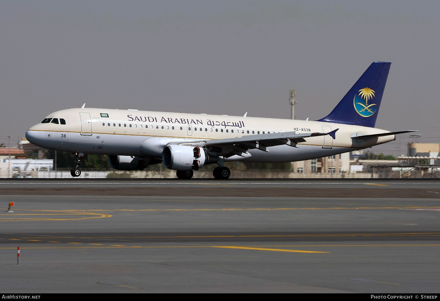 Aircraft Photo of HZ-AS38 | Airbus A320-214 | Saudi Arabian Airlines | AirHistory.net #323461