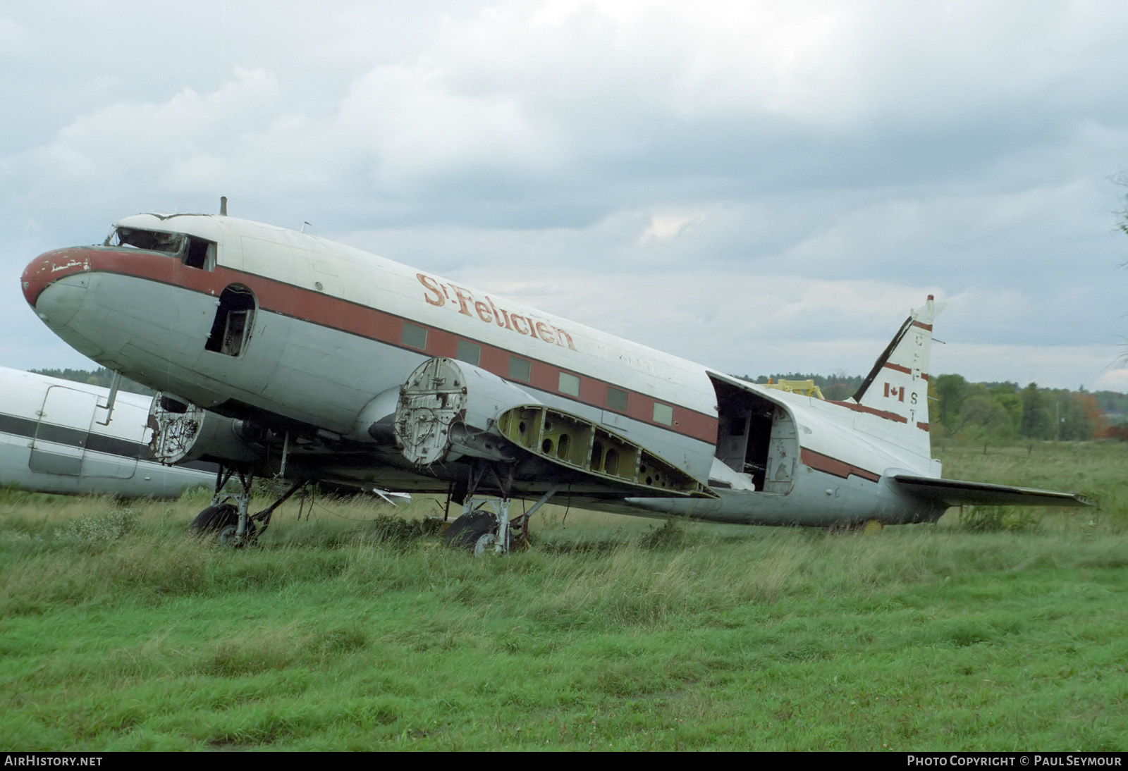 Aircraft Photo of C-FFST | Douglas R4D-1 Skytrain | St-Félicien Air Services | AirHistory.net #323472