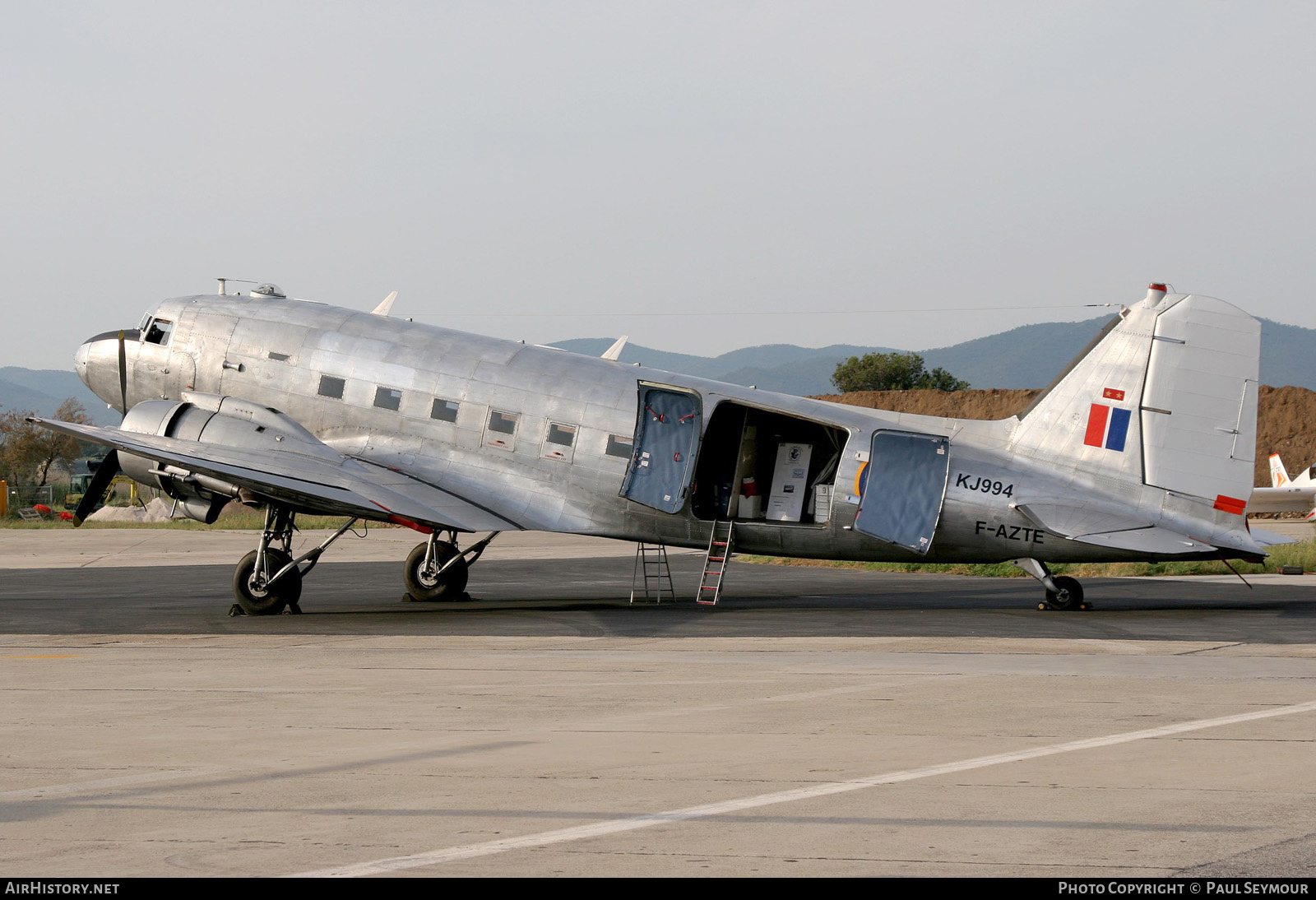 Aircraft Photo of F-AZTE / KJ994 | Douglas C-47A Skytrain | UK - Air Force | AirHistory.net #323474