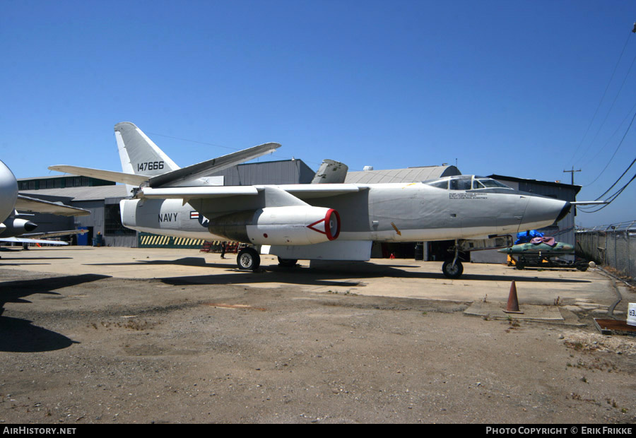 Aircraft Photo of 147666 | Douglas KA-3B Skywarrior | USA - Navy | AirHistory.net #323512