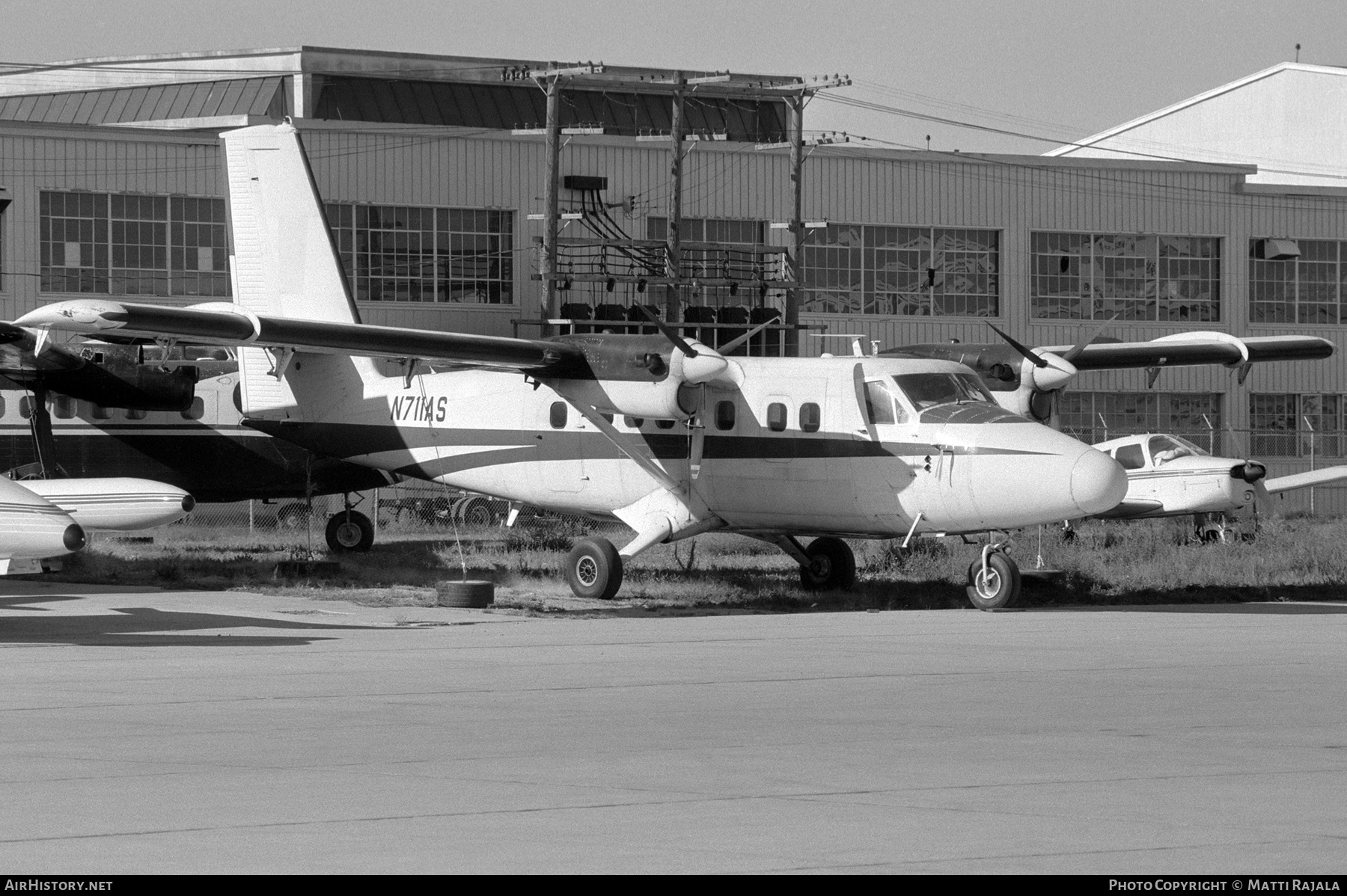 Aircraft Photo of N711AS | De Havilland Canada DHC-6-200 Twin Otter | AirHistory.net #323546