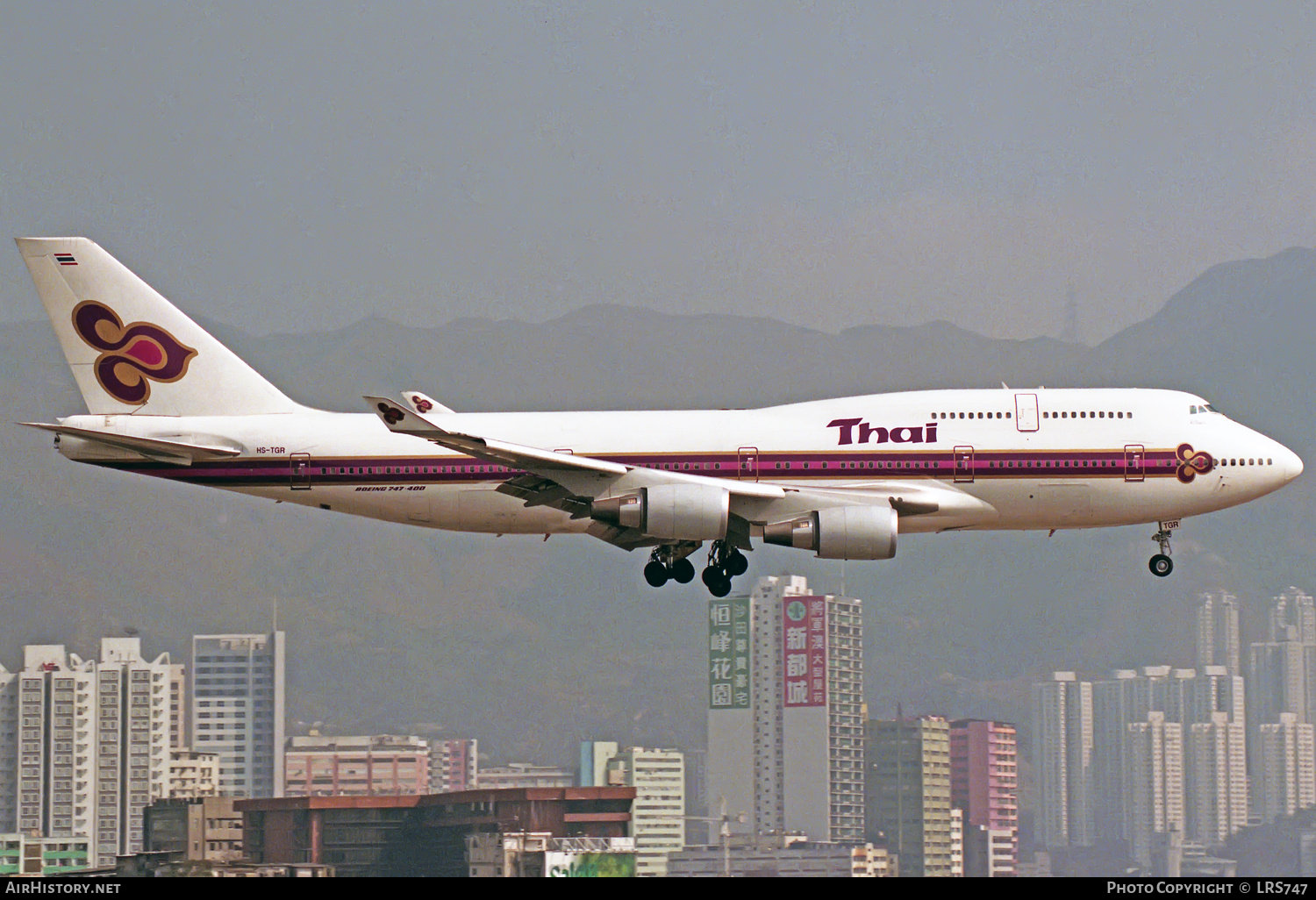 Aircraft Photo of HS-TGR | Boeing 747-4D7 | Thai Airways International | AirHistory.net #323547