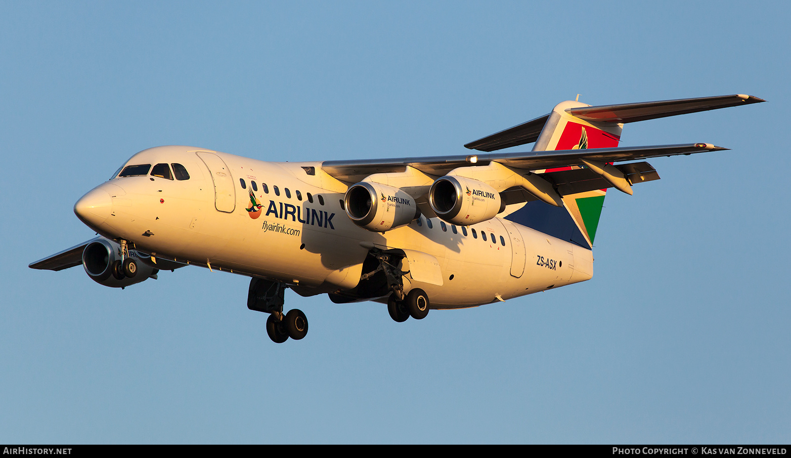 Aircraft Photo of ZS-ASX | British Aerospace Avro 146-RJ85 | Airlink | AirHistory.net #323559