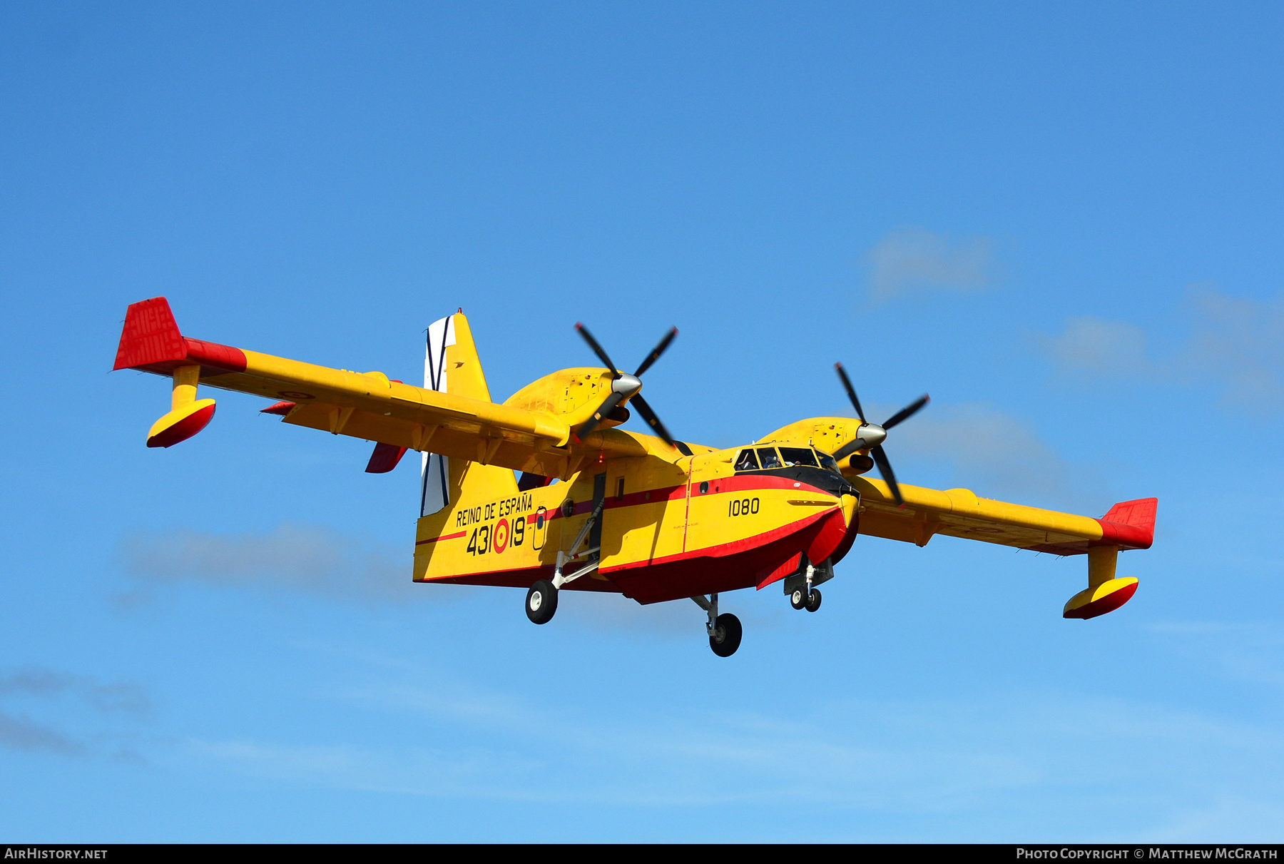 Aircraft Photo of UD.13-19 | Canadair CL-215T (CL-215-6B11) | Spain - Air Force | AirHistory.net #323702