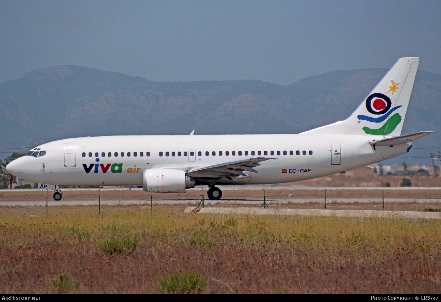 Aircraft Photo of EC-GAP | Boeing 737-36E | Viva Air | AirHistory.net #323803