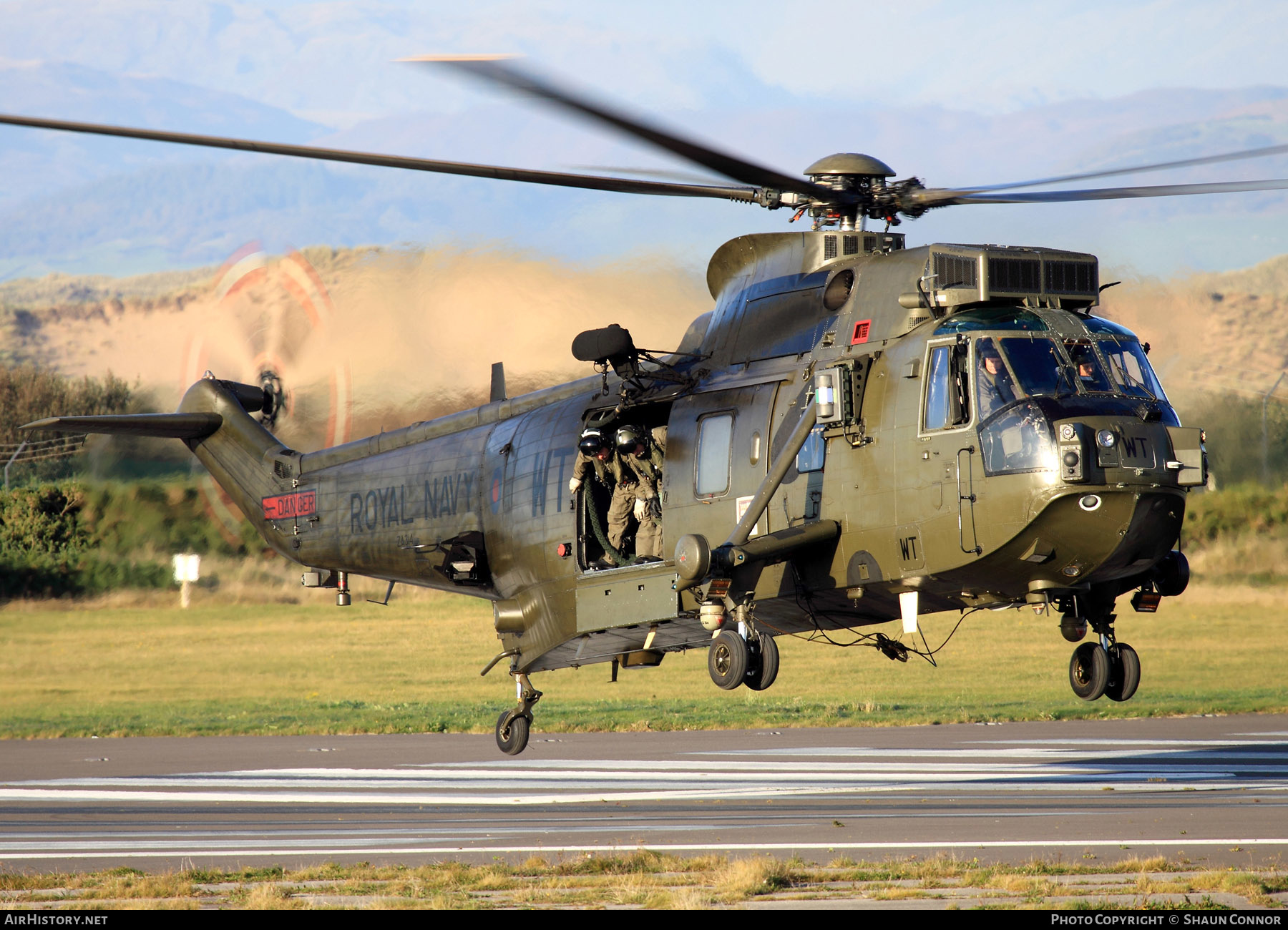 Aircraft Photo of ZA314 | Westland WS-61 Sea King HC4 | UK - Navy | AirHistory.net #323834