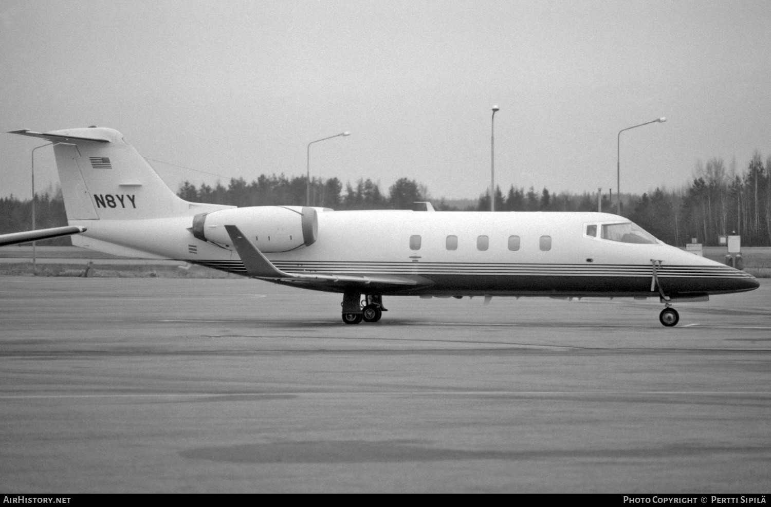 Aircraft Photo of N8YY | Gates Learjet 55 | AirHistory.net #323912