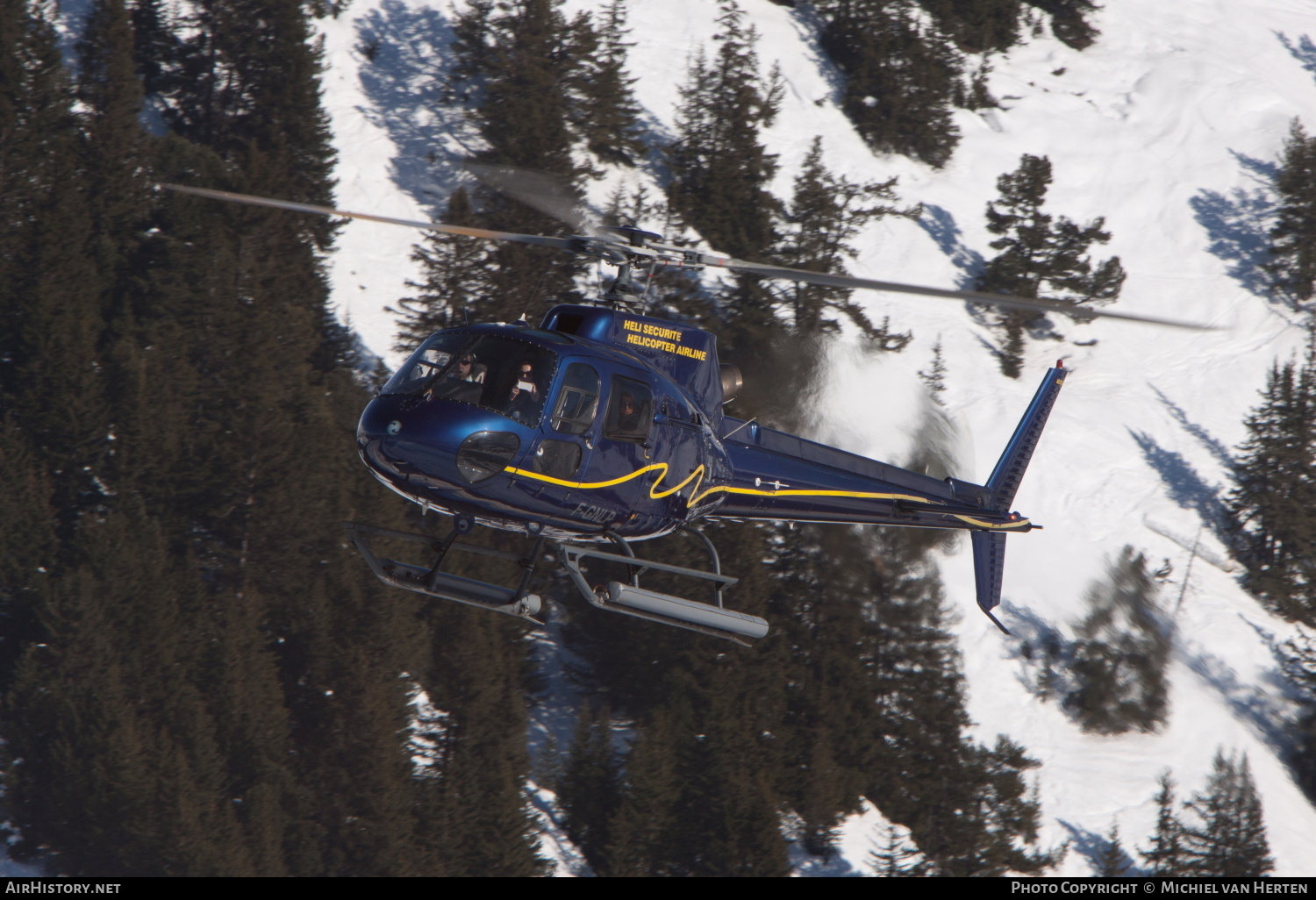 Aircraft Photo of F-GNLP | Aerospatiale AS-350BA Ecureuil | Héli Sécurité Helicopter Airline | AirHistory.net #323984