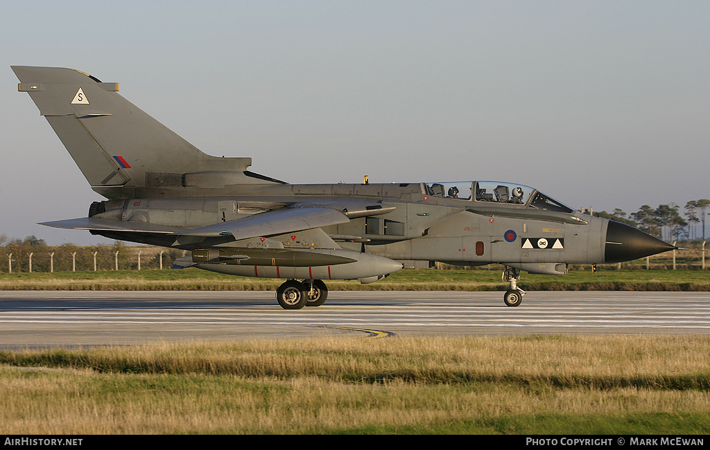 Aircraft Photo of ZA398 | Panavia Tornado GR4 | UK - Air Force | AirHistory.net #324040