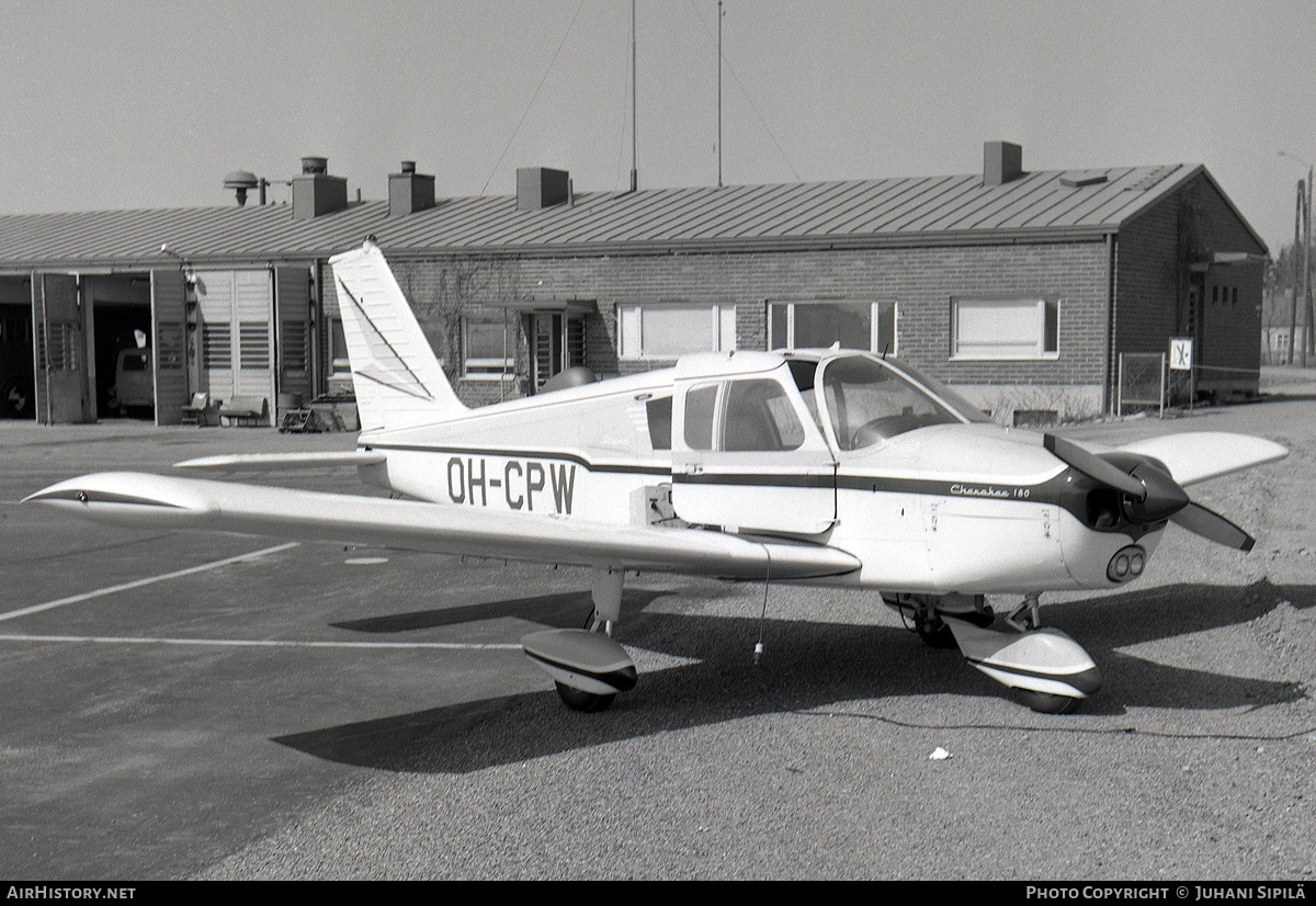 Aircraft Photo of OH-CPW | Piper PA-28-180 Cherokee B | AirHistory.net #324102