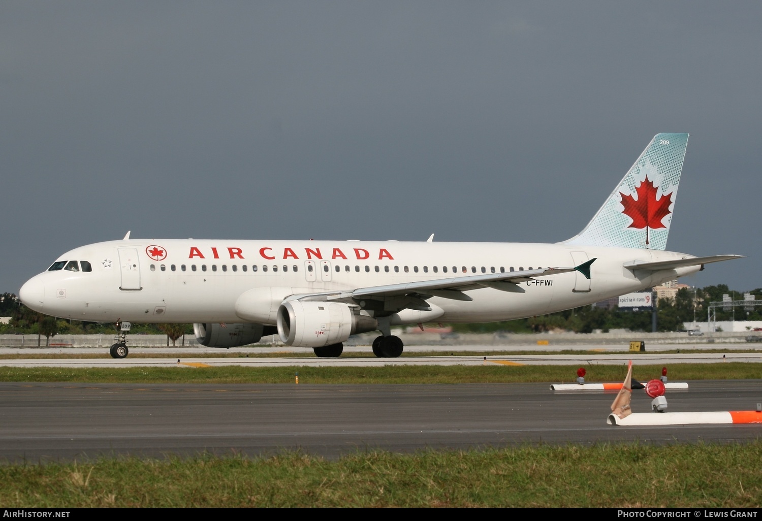 Aircraft Photo of C-FFWI | Airbus A320-211 | Air Canada | AirHistory.net #324116
