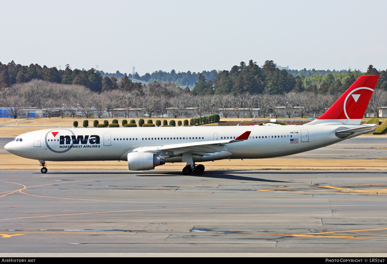 Aircraft Photo of N817NW | Airbus A330-323 | Northwest Airlines | AirHistory.net #324210